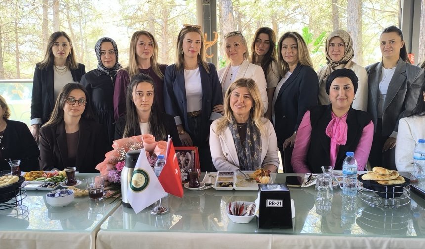 Türk Anneler Derneği’nden Kahramanmaraş’ta Anlamlı Anneler Günü Programı