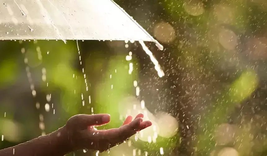 Kahramanmaraş'ta Bunaltıcı Sıcaklara Kısa Bi Mola: Meteoroloji Yağış İçin Tarih Verdi!