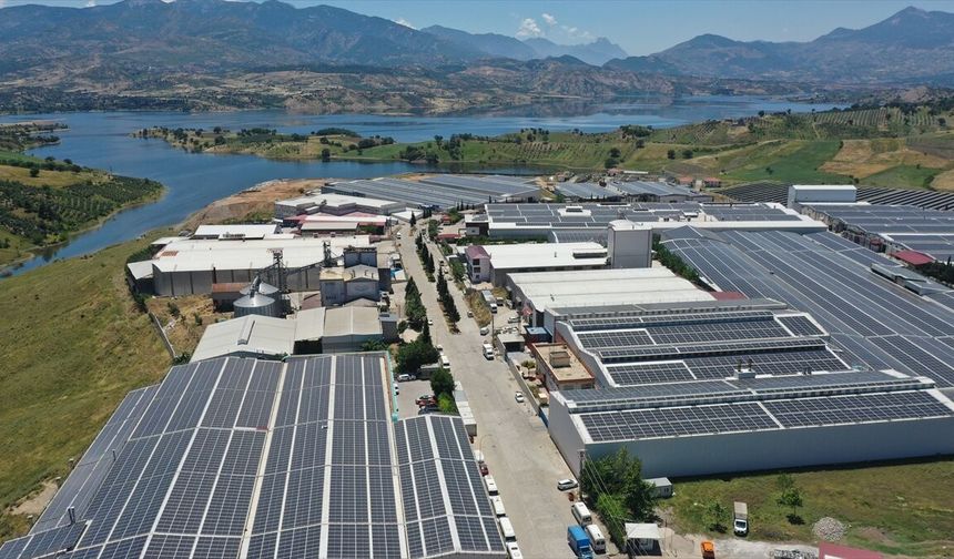 Kahramanmaraş OSB, elektrik ihtiyacının yarısını güneş enerjisinden karşılıyor