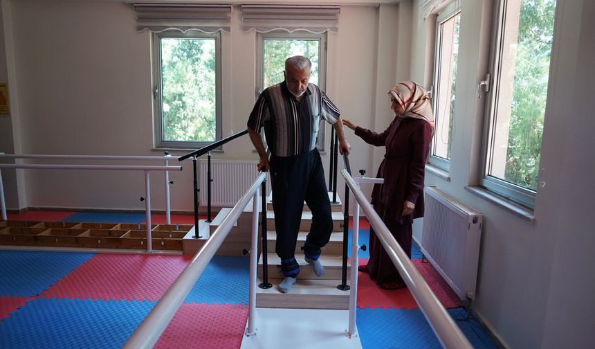 Kahramanmaraş'ta 65 Yaş Üstüne Büyük Destek! Ücretsiz Sağlık ve Sosyal Yaşam Hizmeti İlgi Görüyor