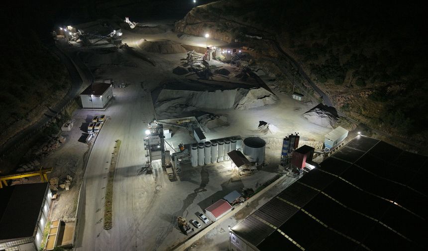 Türkoğlu'nda Asfalt Üretim Tesisi’nde Yılda 400 Bin Ton Üretim Yapılıyor
