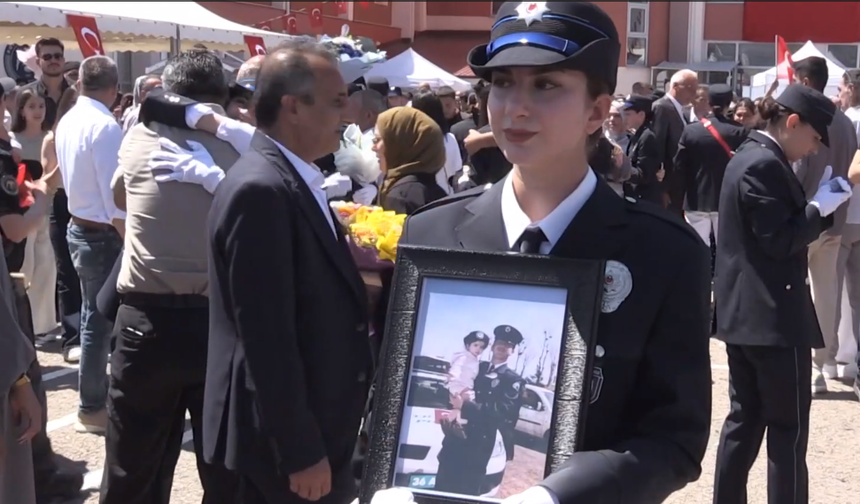 Kahramanmaraşlı Şehit Polisin Kızı Mezun Oldu: Babasının İzinden Gidecek