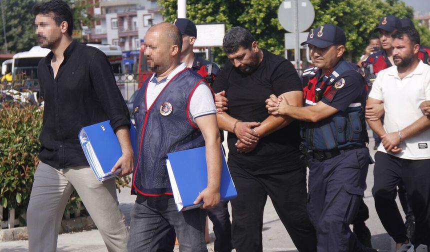 Antalya'da uyuşturucu operasyonunda 8 şüpheli tutuklandı