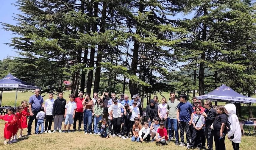 Andırınlı Öğrencilere Başkonuş’ta Karne Hediyesi
