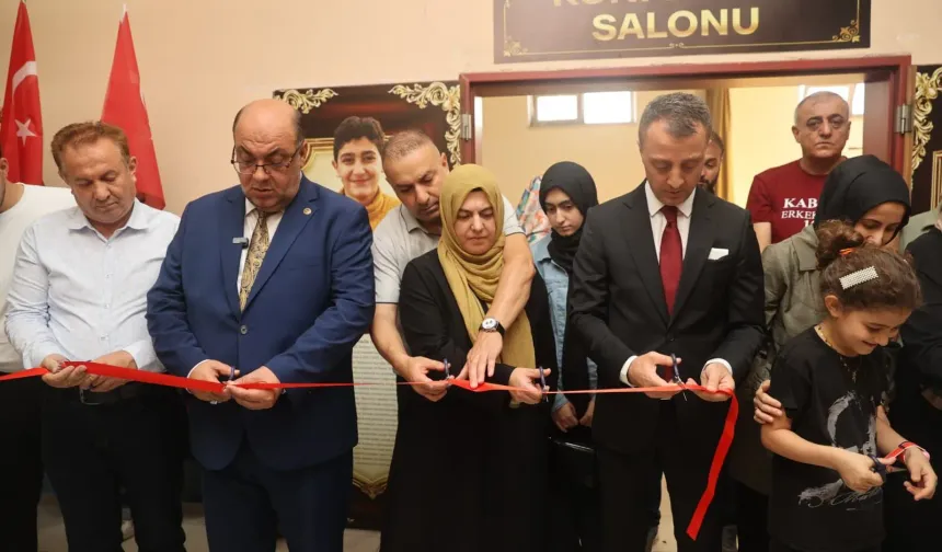 Kahramanmaraş’ta Anlamlı Açılış: Kerem Erdem Güngör’ün Adı Konferans Salonunda Yaşatılacak