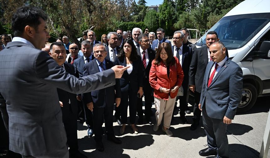 TBMM heyeti saldırı noktasında inceleme yaptı