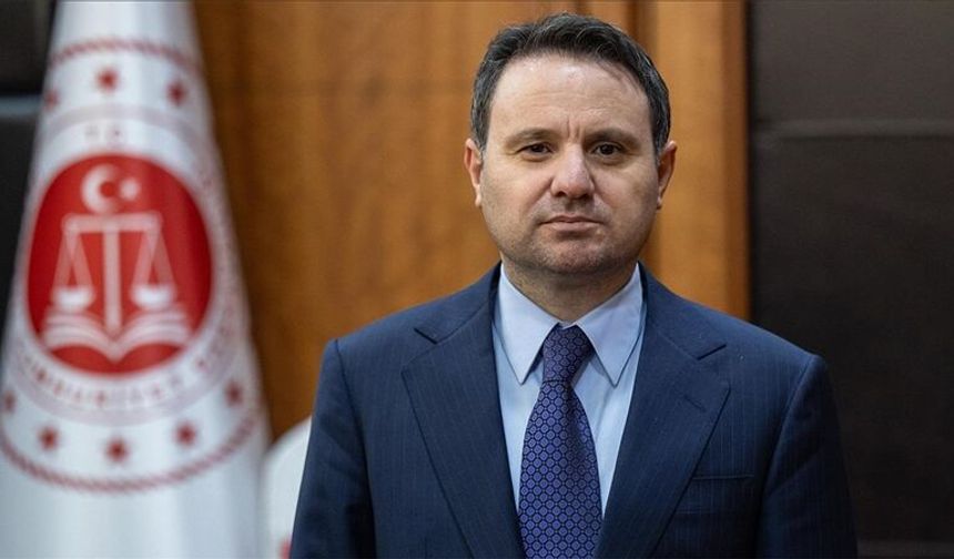 Akın Gürlek Duyurdu: Kimsesizler Mezarlığına Defnedilen 20 Yıllık Faili Meçhul Cinayet Aydınlatıldı