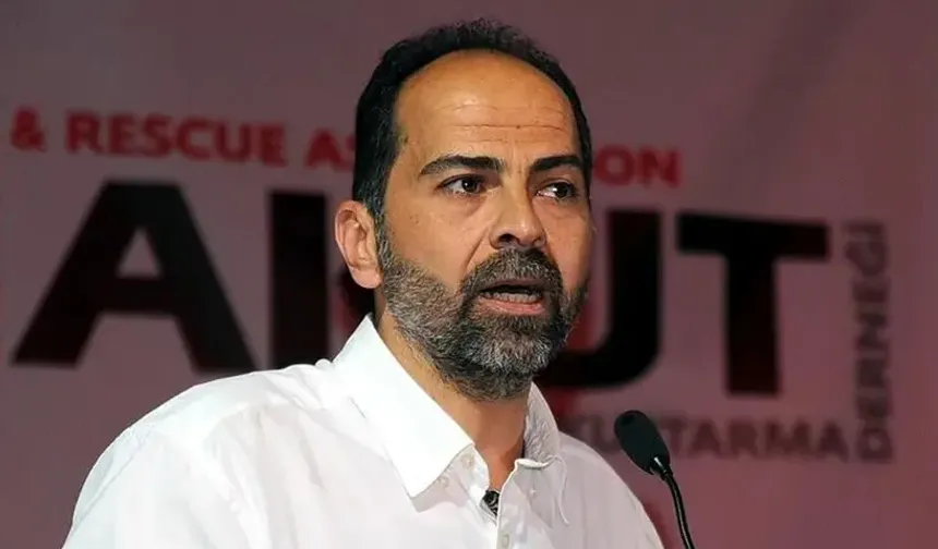 Nasuh Mahruki 15 Temmuz Paylaşımı Nedeniyle Gözaltına Alındı!