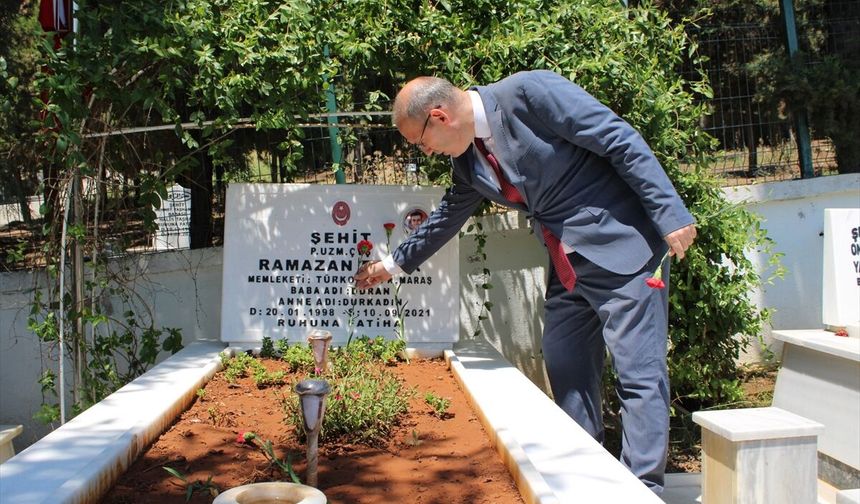 Kahramanmaraş'ta 15 Temmuz Kahramanlarına Vefa: Şehit Niyazi Ergüven Kabri Başında Anıldı!