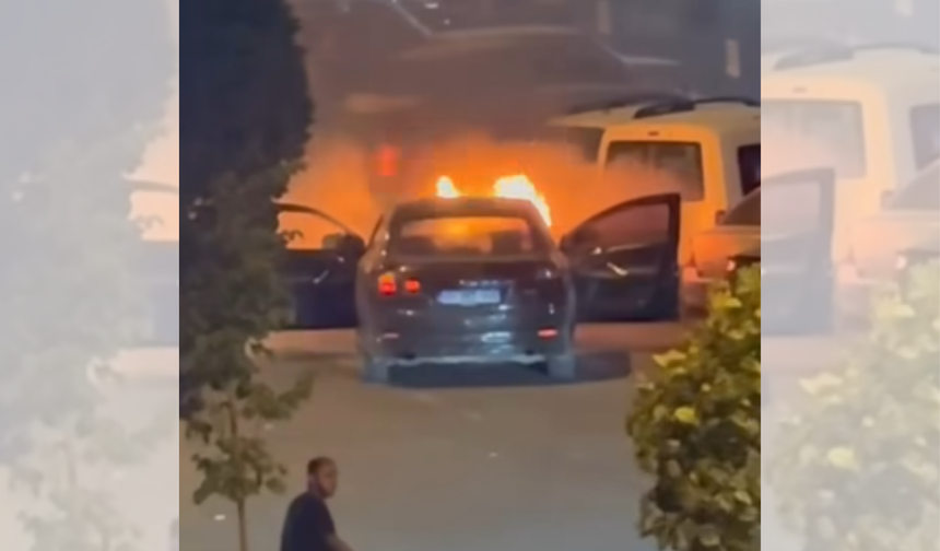 Kahramanmaraş'ta Seyir Halindeki Araç Alevlere Teslim Oldu