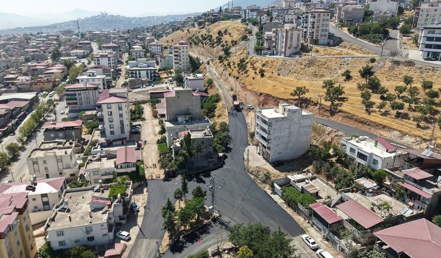 Dulkadiroğlu Aslanbey’de Asfalt Mesaisi Durmaksızın Sürüyor