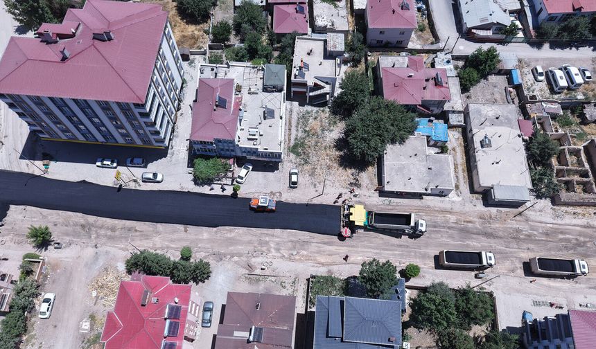 Elbistan’da Büyük Dönüşüm Başladı: Darende Caddesi Baştan Sona Yenileniyor
