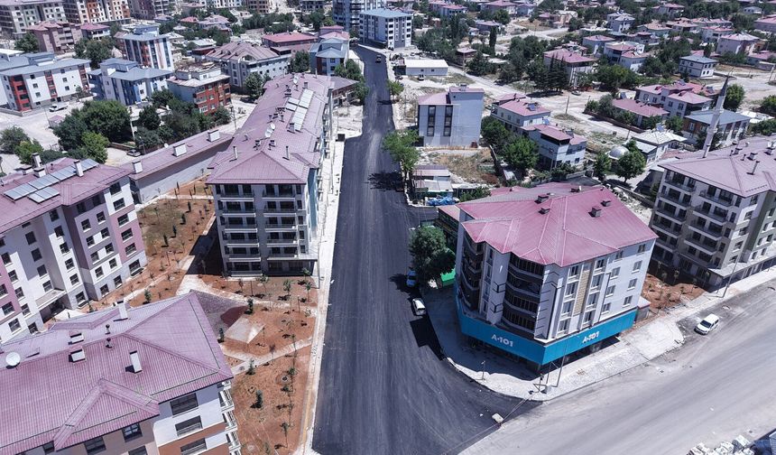 Elbistan Kümbet Caddesi Yeni Görünümüne Kavuşuyor