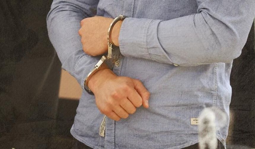 Adana'da FETÖ sanığı eski polise 6 yıl 3 ay hapis cezası verildi
