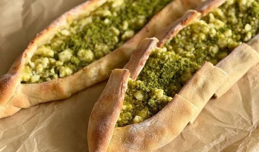 Kahramanmaraş’ta Sabah Kuyruklarının Sebebi O! Taş Fırından Çıkan Eşsiz Lezzet: Şekerli Pide