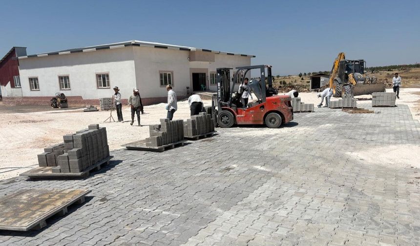 Pazarcık Kızkapanlı’nın Sosyal Tesisinde Çevre Düzenlemesi!