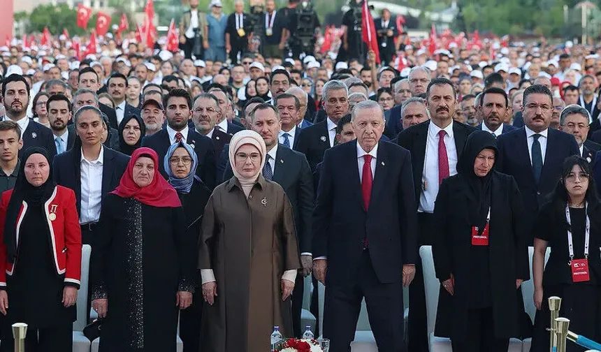 Emine Erdoğan’dan 15 Temmuz’un 10. Yılında Net Mesaj: "Hiçbir Güç Bu Azmi Gölgeleyemeyecek!"