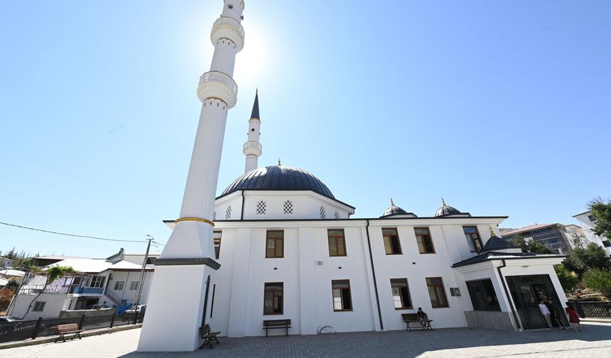 Elbistan’da Anlamlı Buluşma: İdris Altun Taziye ve Kültür Evi Hizmete Girdi!