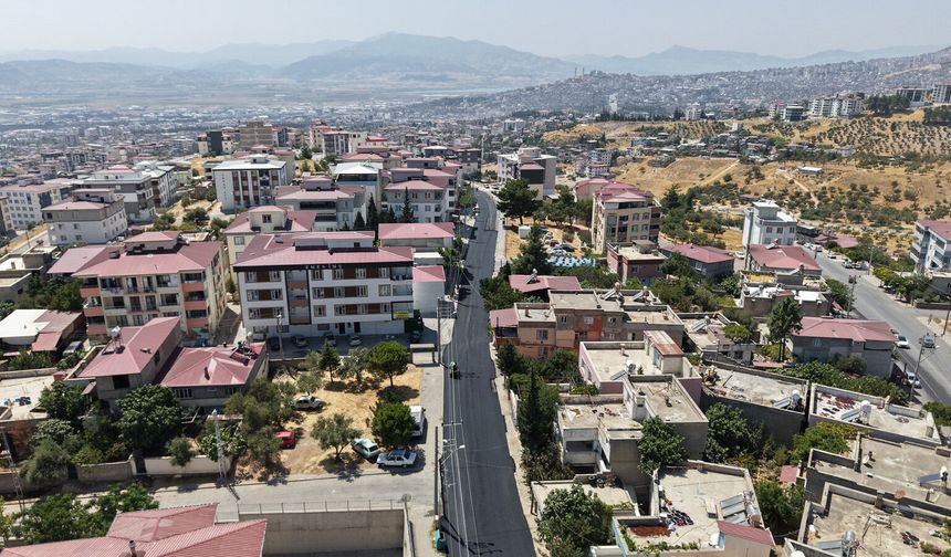 Kahramanmaraş’ta Yol Seferberliği Sürüyor: Ballıca Mahallesi’nde Caddeler Yenileniyor!