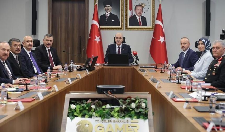 TBMM Başkanı Kurtulmuş ve Bakan Çiftçi 81 İl Valisiyle Güvenlik Toplantısında Buluştu!