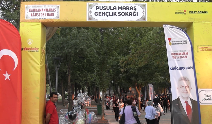 KAFUM Fuar Alanı'ndaki Gençlik Sokağı Gençlerden Yoğun İlgi Görüyor