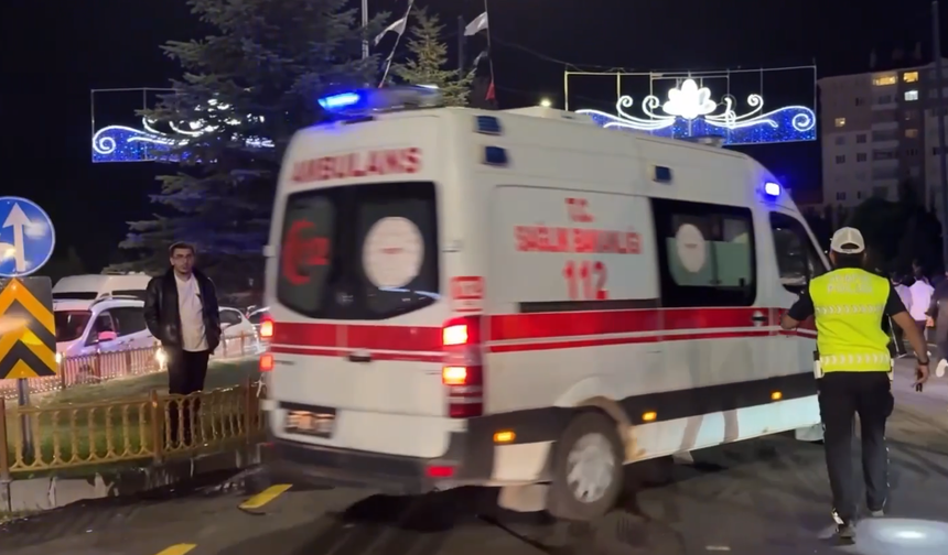 Erzurum'da Bıçaklı Kavga: 21 Yaşındaki Genç Ağır Yaralandı!
