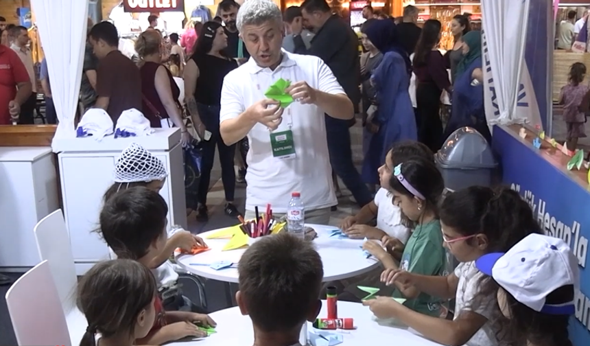 Ağustos Fuarı’nda Çocuklar İçin Renkli Etkinlik: Vakıf Katılım'la Origami Şöleni