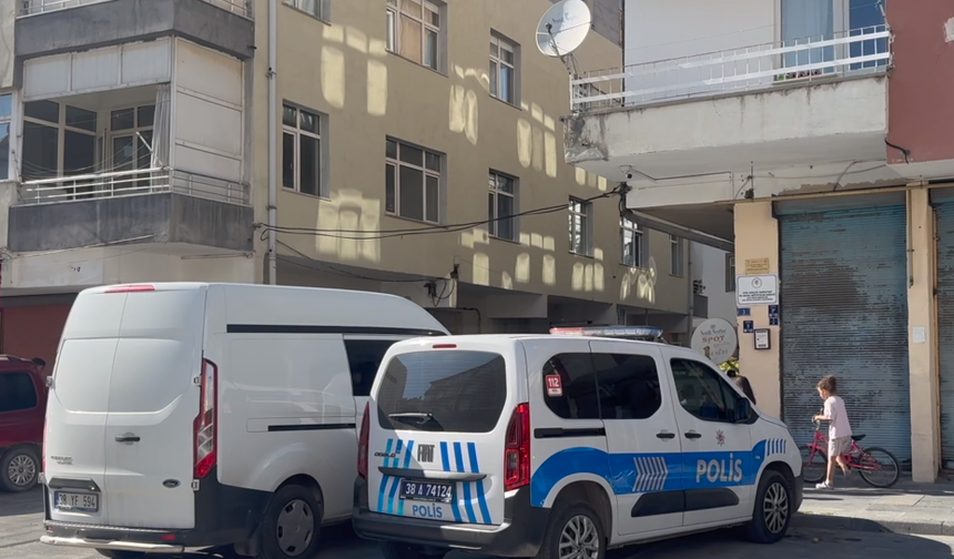 Kayseri’de Şüpheli Ölüm: 38 Yaşındaki Adam Evinde Ölü Bulundu!