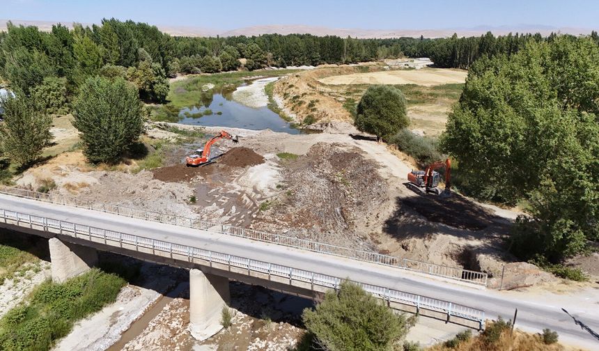 Elbistan’da 51 Yıllık Tarihi Köprü Yenileniyor: Modern Geçit Yolu Yolda!
