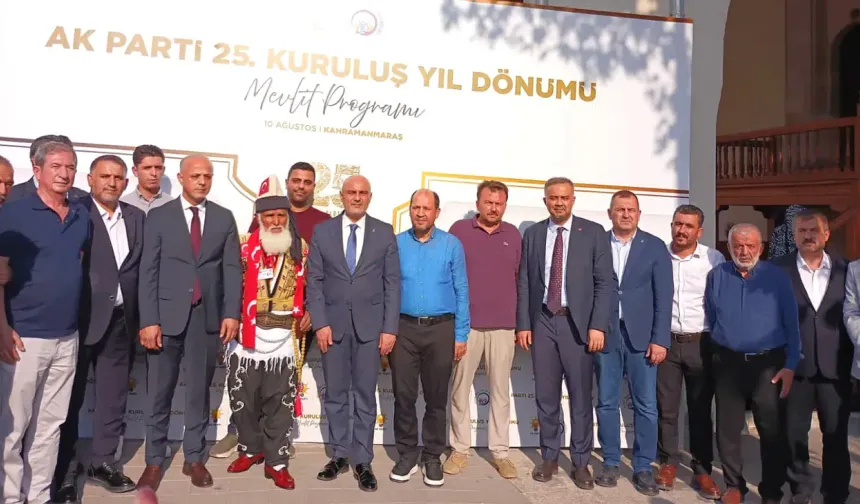 AK Parti Kahramanmaraş’ta 25. Yıl Buluşması: Ulu Camii’nde Dualar Edildi