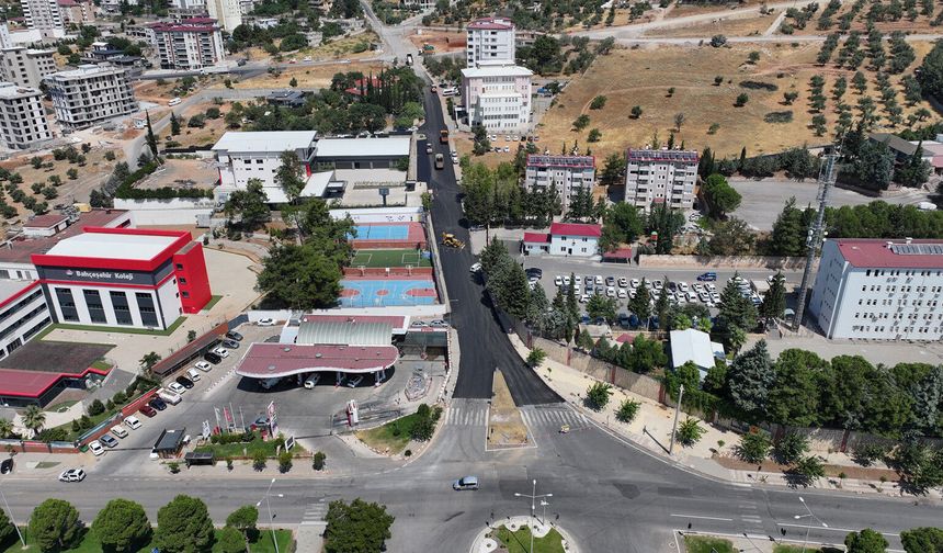 Başkan Görgel, Doğu-Batı Hattındaki Asfalt Çalışmalarını Yerinde İnceledi
