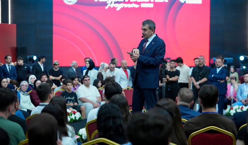 Milli Eğitim Bakanı Yusuf Tekin’den YKS Açıklaması: "Sistemde Değişiklik Olmayacak!"