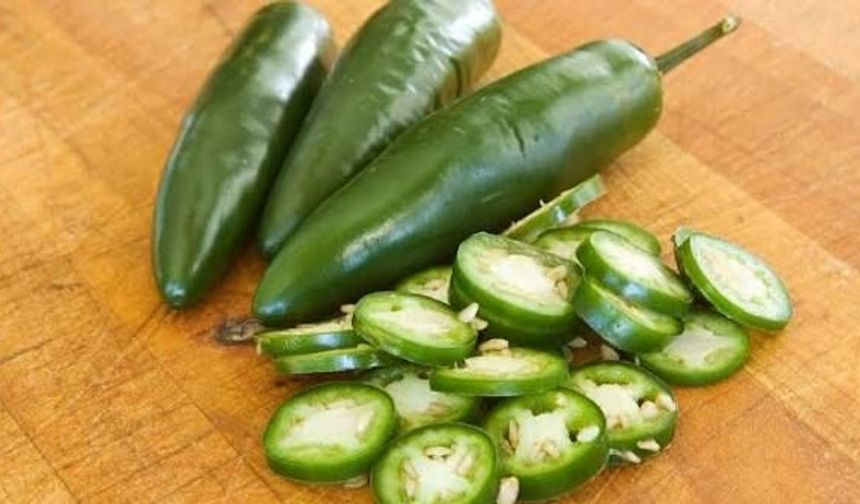 Jalapeno Biberlerinden Kaynaklanan Salmonella Salgını 27 Eyalete Yayıldı: 345 Kişi Hastalandı