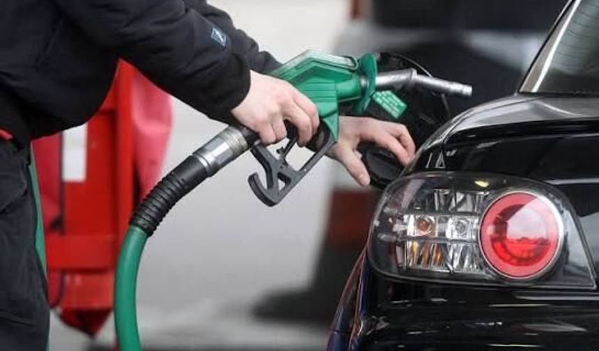 Benzine 1,43 TL'lik Artış Bekleniyor: İşte Pompaya Yansıyacak Rakam!