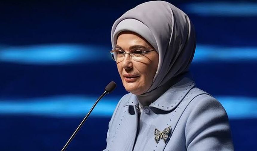 Emine Erdoğan'dan AK Parti'nin 25. Kuruluş Yıl Dönümü Mesajı