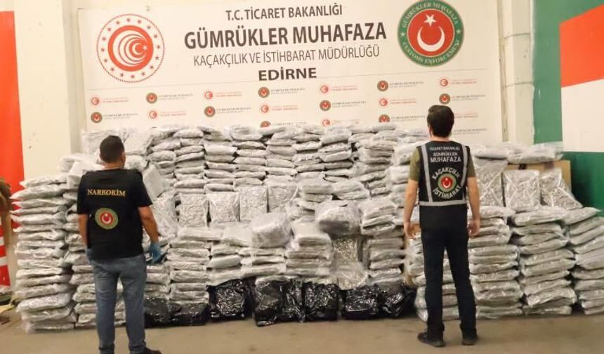 Kapıkule’de Büyük Operasyon: Milyonluk Uyuşturucu Sevkiyatına Polis "Dur" Dedi!