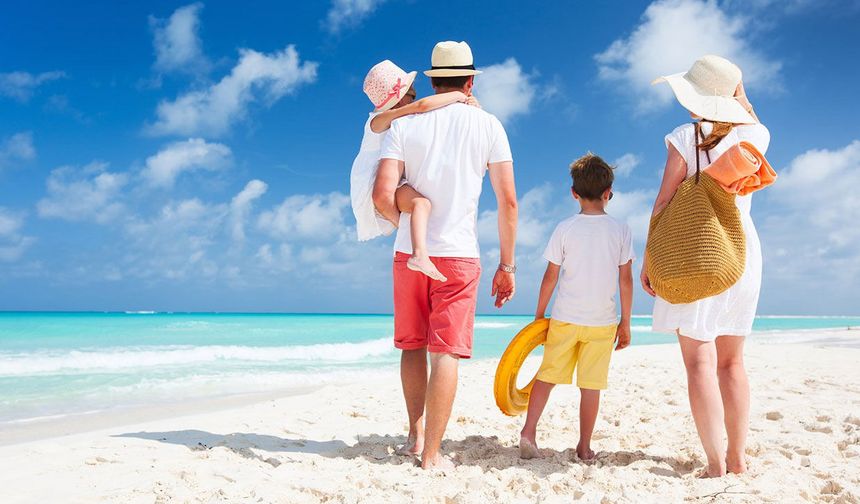 2027 Resmi Tatil Takvimi Belli Oldu: Sadece 5 Günlük İzinle 35 Gün Tatil Yapın!