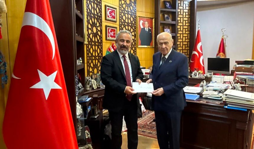 Devlet Bahçeli'den "Terörsüz Türkiye" Çerçeve Yasasına İlk İmza: "86 Milyon Kazanacak"