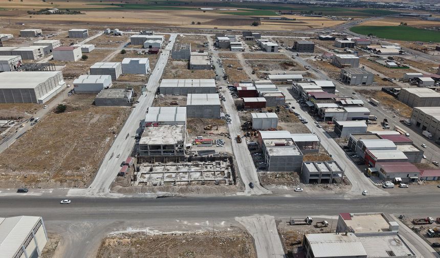 Yeni Sanayi Sitesi'nde Ulaşım Konforu Artıyor: Mehmet Nuri Arıkan Caddesi Yenileniyor