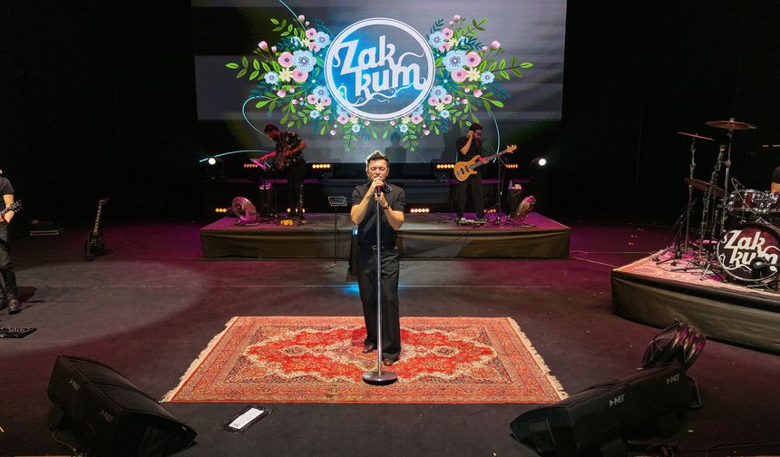 Kahramanmaraş’ta Zakkum Rüzgarı Esti: Ağustos Fuarı’nda Müzik Şöleni!