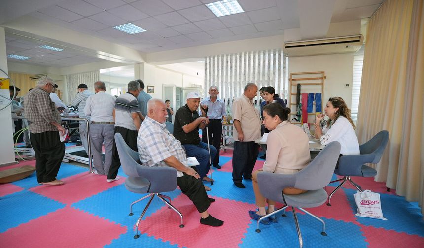 Aktif Yaşam Merkezi'nde Halk Sağlığı Haftası'nda Yaşlılara Özel Sağlık Taraması!
