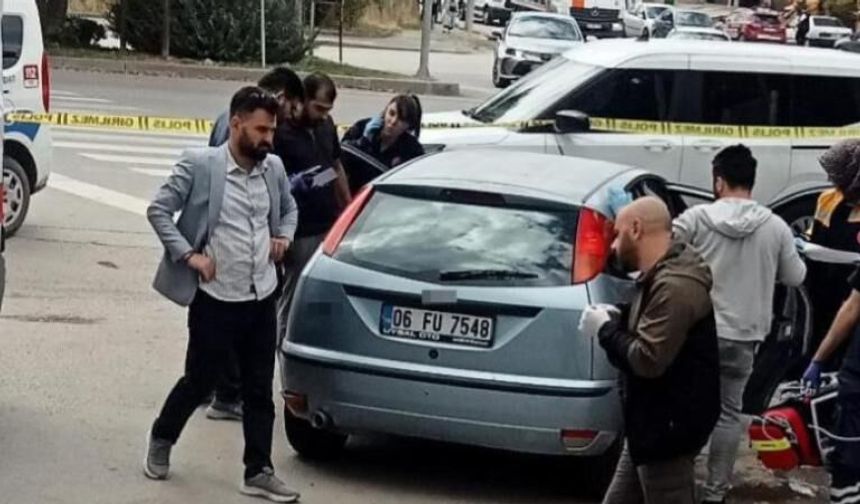 Park Halindeki Otomobilde 2 Kişinin Cansız Bedenine Ulaşıldı