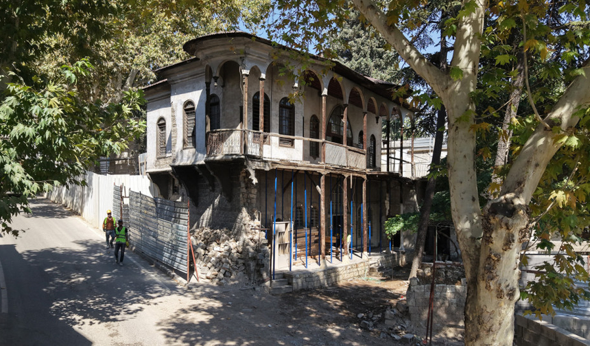 Çiftaslan konağı yeniden hayat buluyor