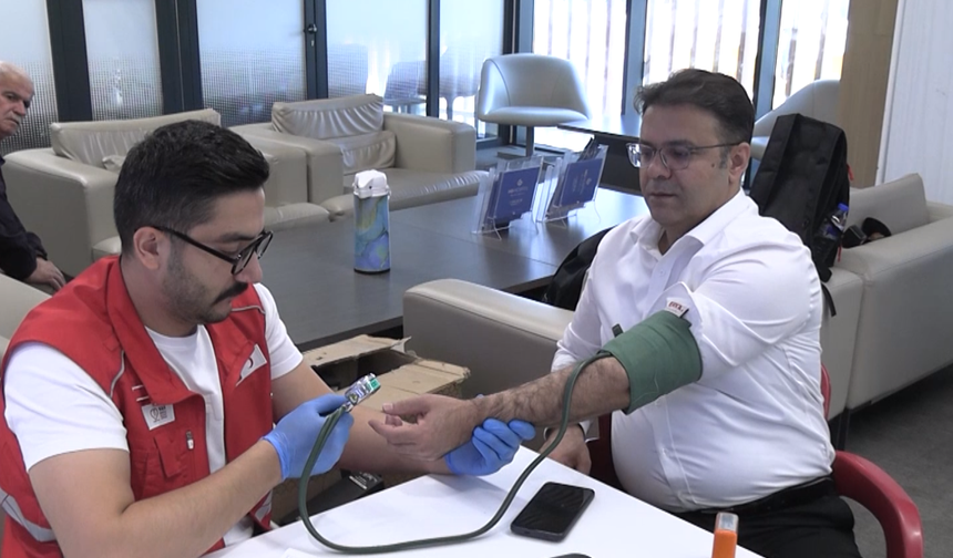 HG Hospital'da Kızılay'a Destek: Gönüllü Kan Bağışı Kampanyası Düzenlendi