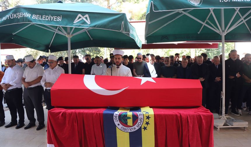 Fenerbahçe, tribünde kalp krizi sonucu vefat eden gazinin çocuklarına destek olacak