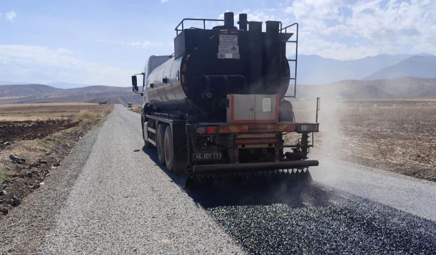 Göksun Tombak Mahallesi’ne 4 Milyon TL’lik Asfalt Yatırımı