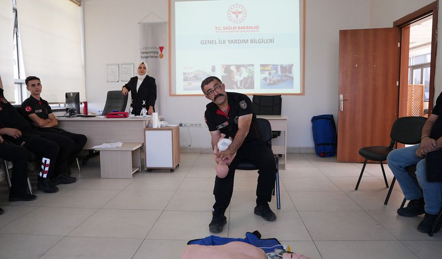 Kahramanmaraş'ta İtfaiye Personeline Uygulamalı İlk Yardım Eğitimi Verildi