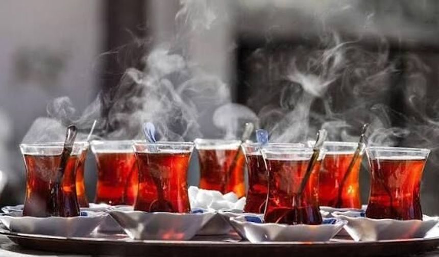 Çayı Sıcak İçenler Dikkat! Oxford Üniversitesi’nden Korkutan Kanser Uyarısı