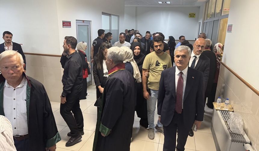 Kahramanmaraş'taki okul saldırısı davasında sanık anne-baba hakim karşısında