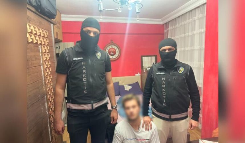 İstanbul'da Kırmızı Bültenle Aranan Uyuşturucu Taciri Yakalandı